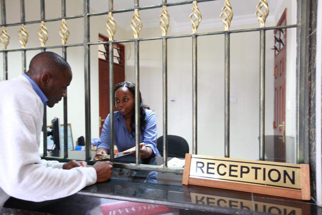 Coastgate Hotel Mombasa Extérieur photo